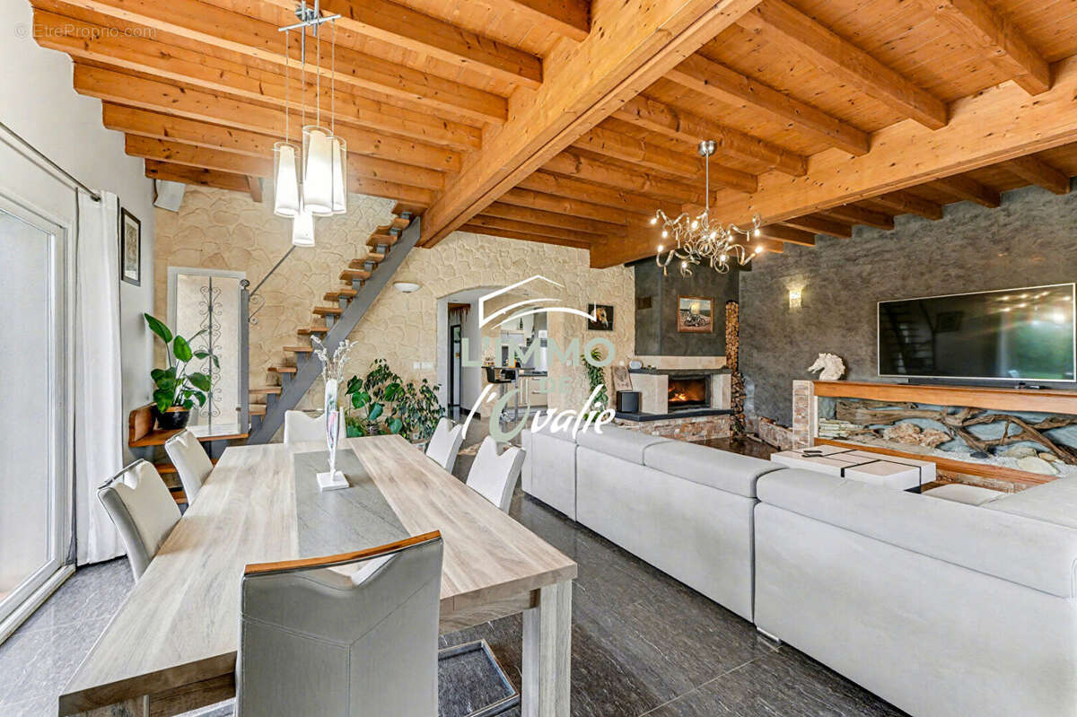 Maison Lagraulet Saint Nicolas 4 pièce(s) 170 m2 avec  garage et dépendances - photo 5