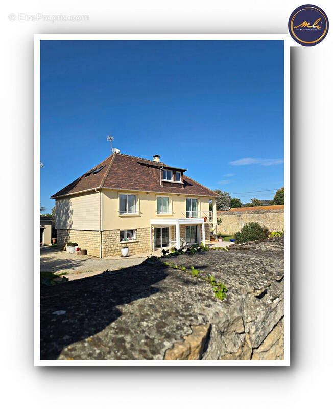 Maison à COURSEULLES-SUR-MER