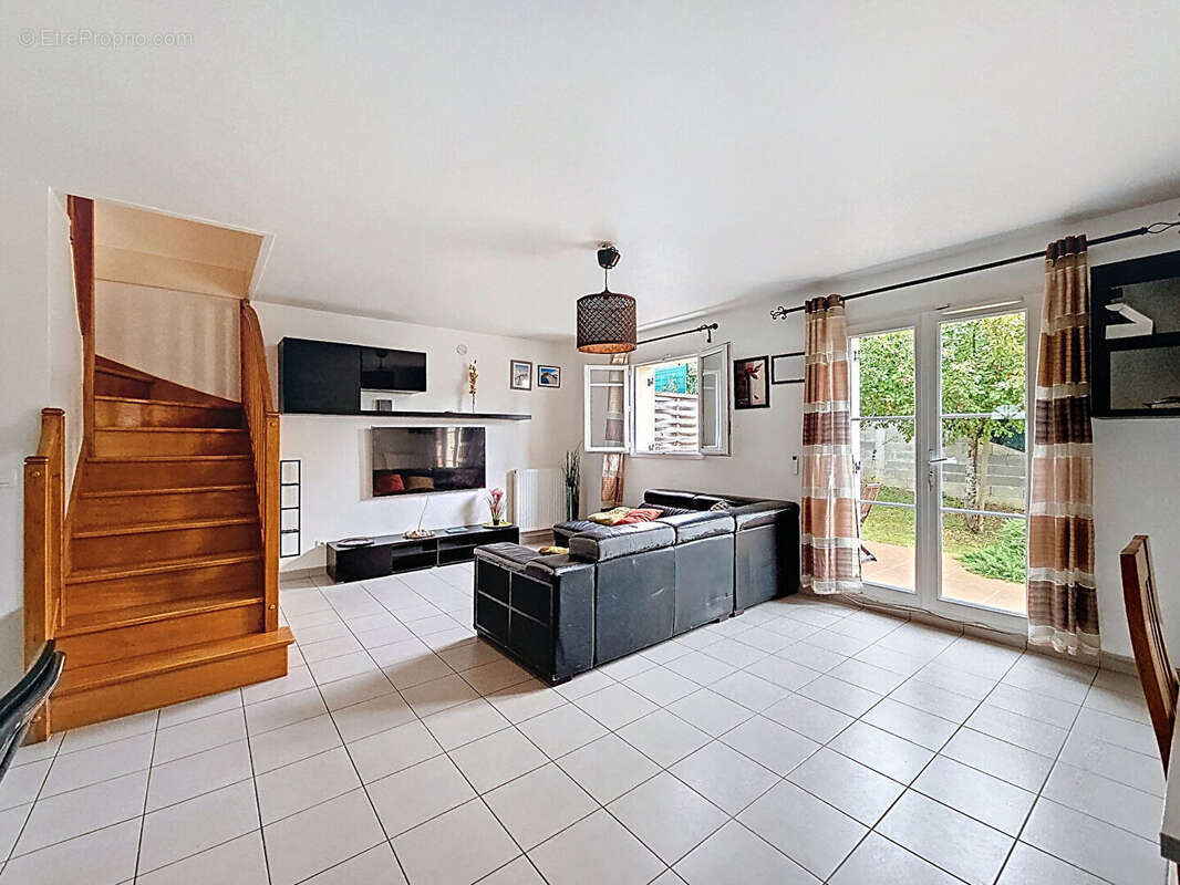 Maison à MARCOUSSIS