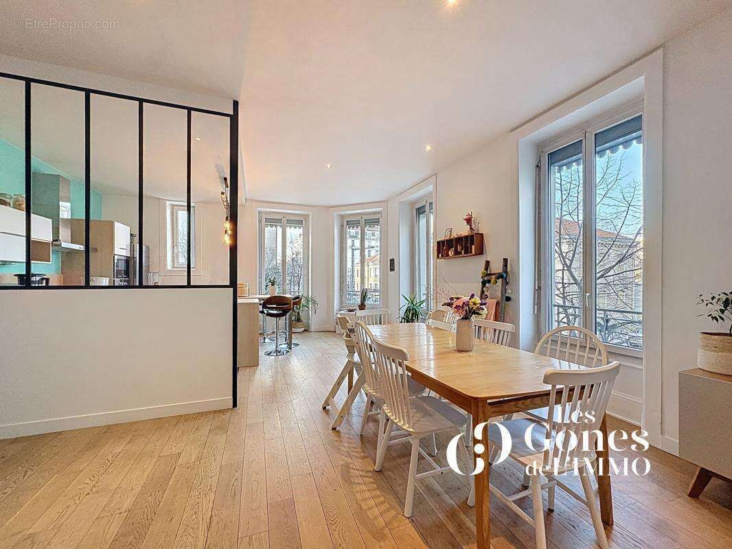 Appartement à LYON-7E