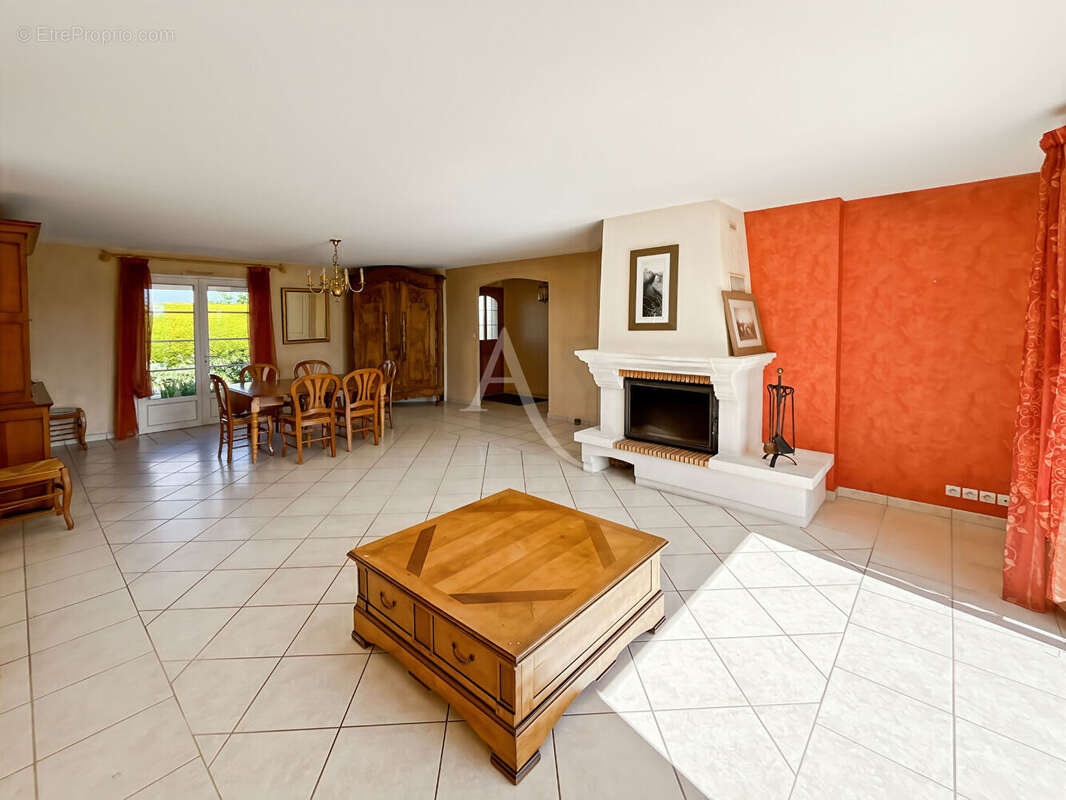 Maison à SALLERTAINE