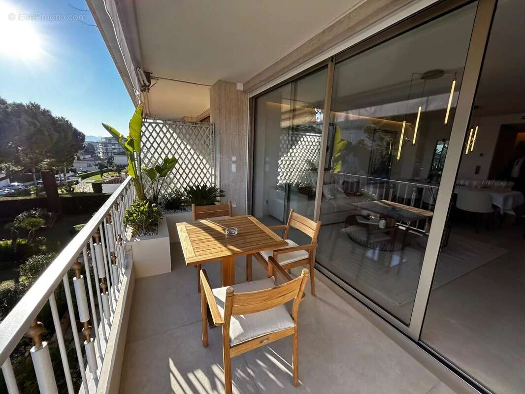 Appartement à CANNES