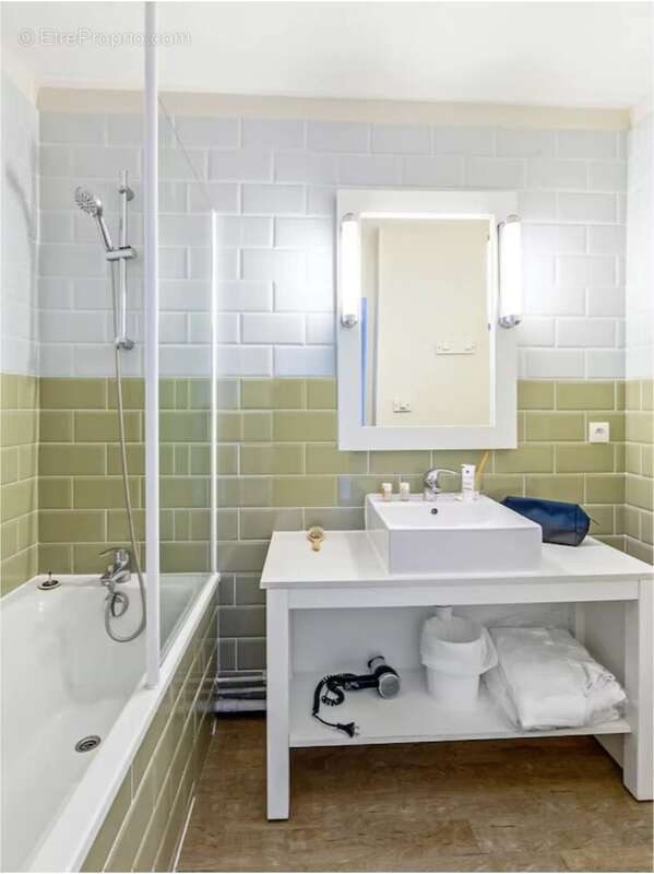 Appartement à SAINT-MARTIN-DE-RE