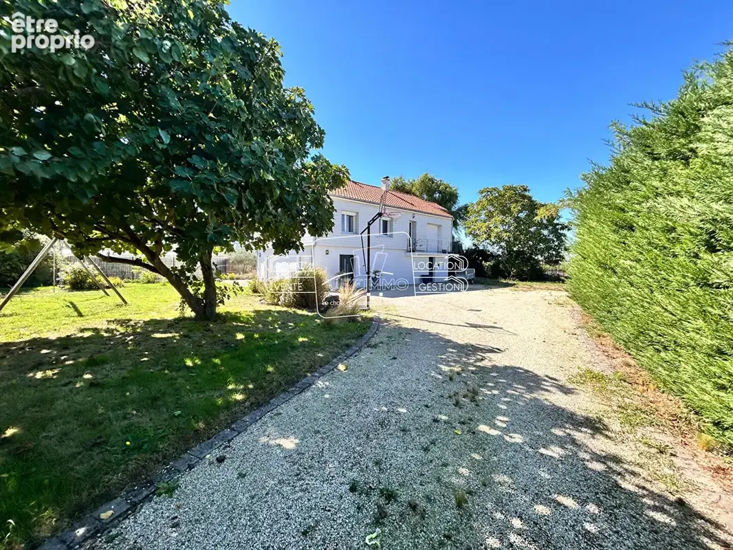 Photo Maison à Saint-Julien-De-Concelles au prix de 386 000€