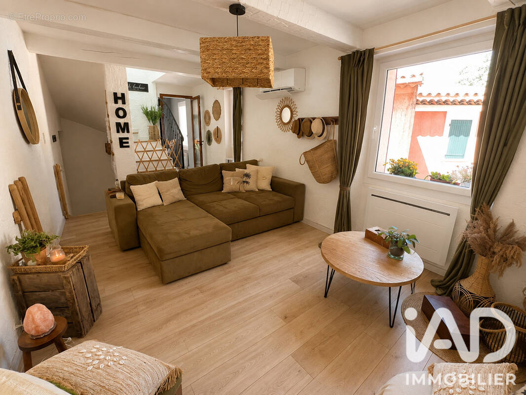 Photo 1 - Maison à SIX-FOURS-LES-PLAGES