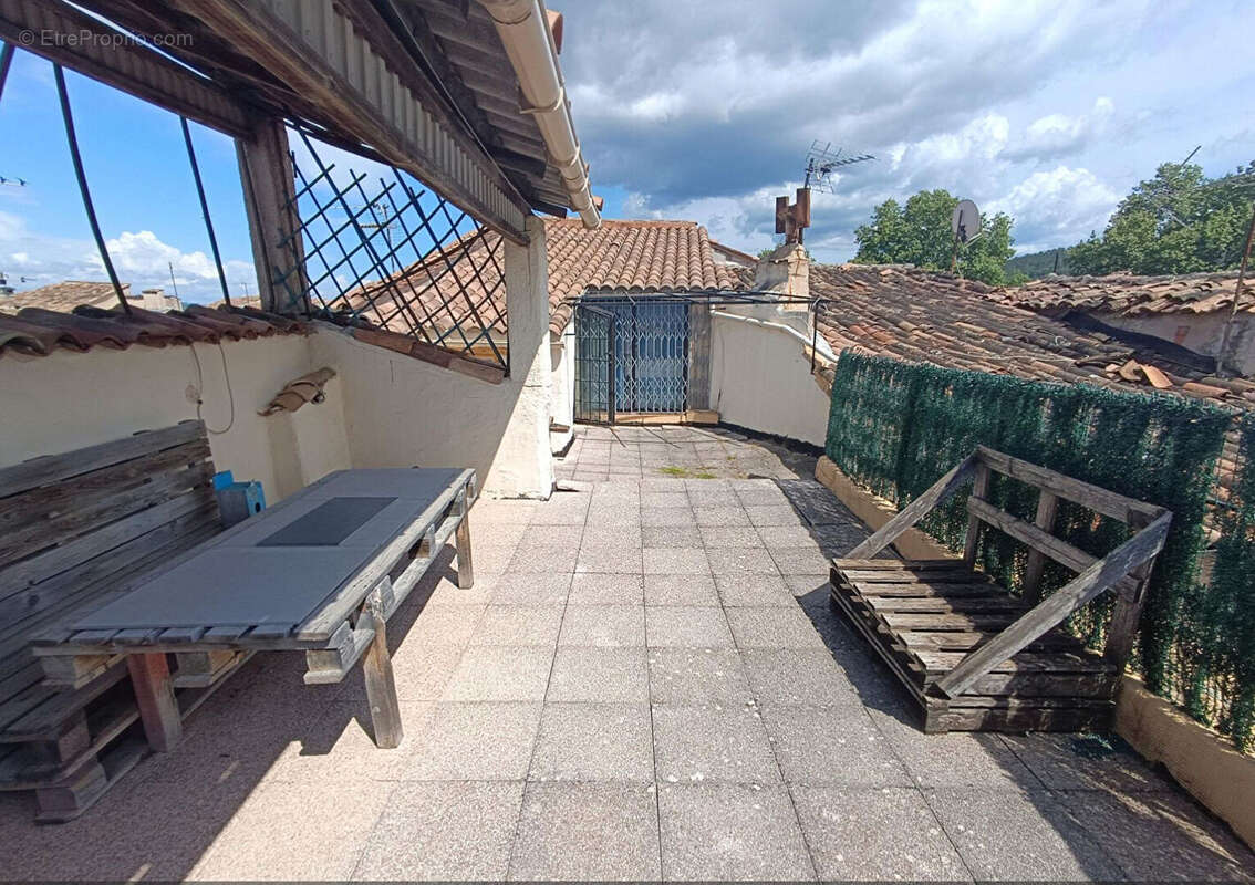 Appartement à BRIGNOLES