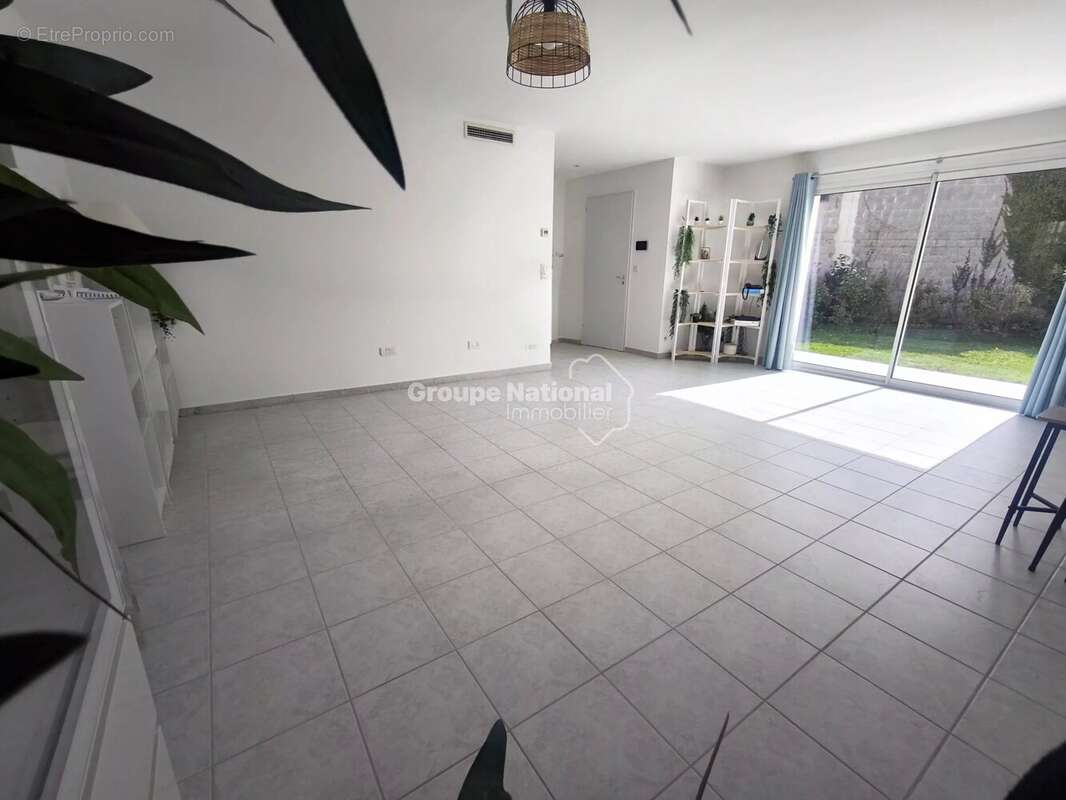 Maison à PERNES-LES-FONTAINES