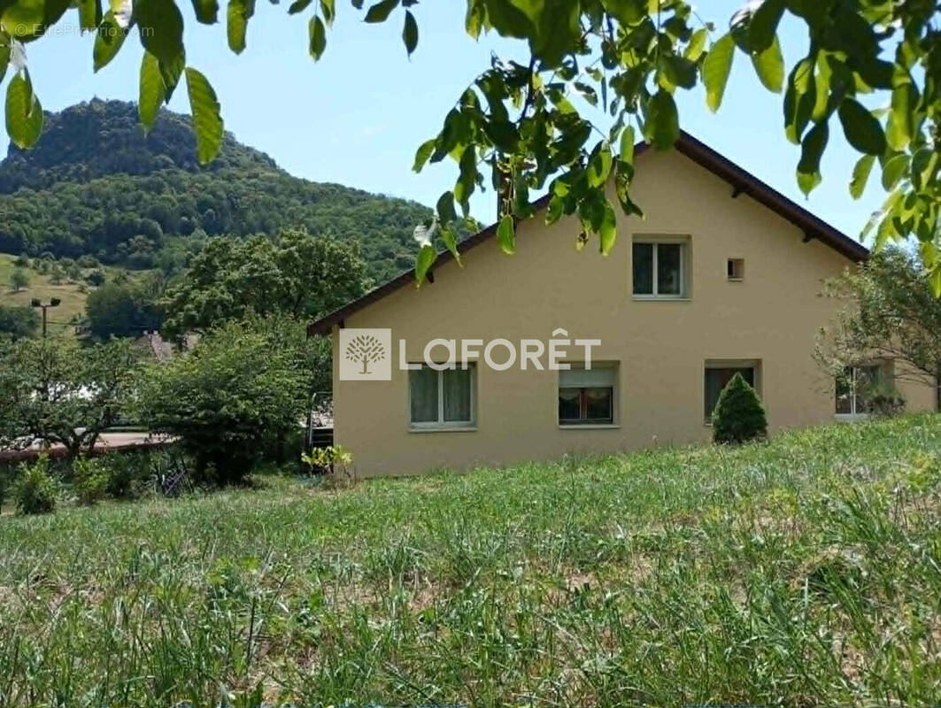 Maison à SALINS-LES-BAINS