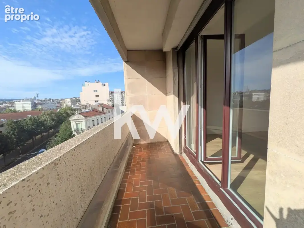 Appartement 4 pièces 107 m² à vendre à Saint-Etienne (42000) - photo 4