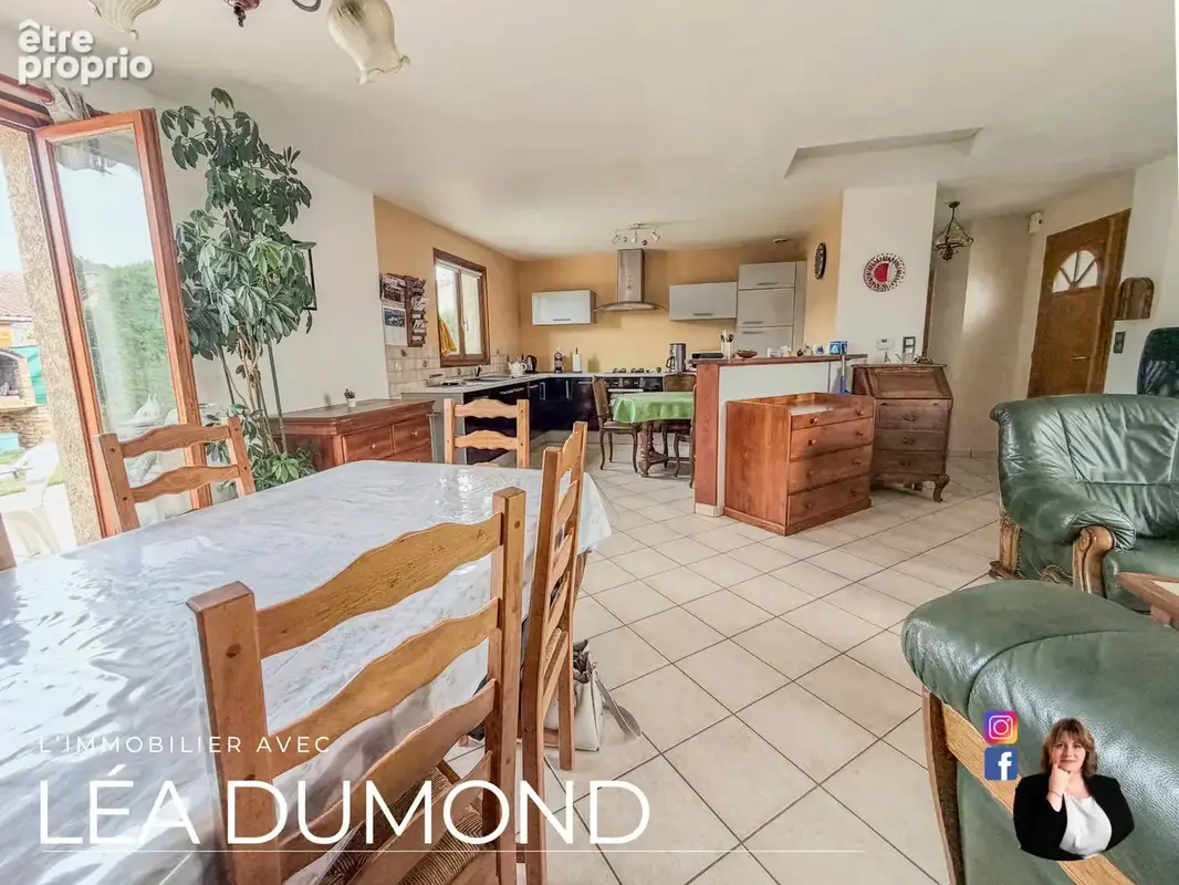 Maison 5 pièces 99 m² à vendre à Saint-Romain-Le-Puy (42610) - photo 6