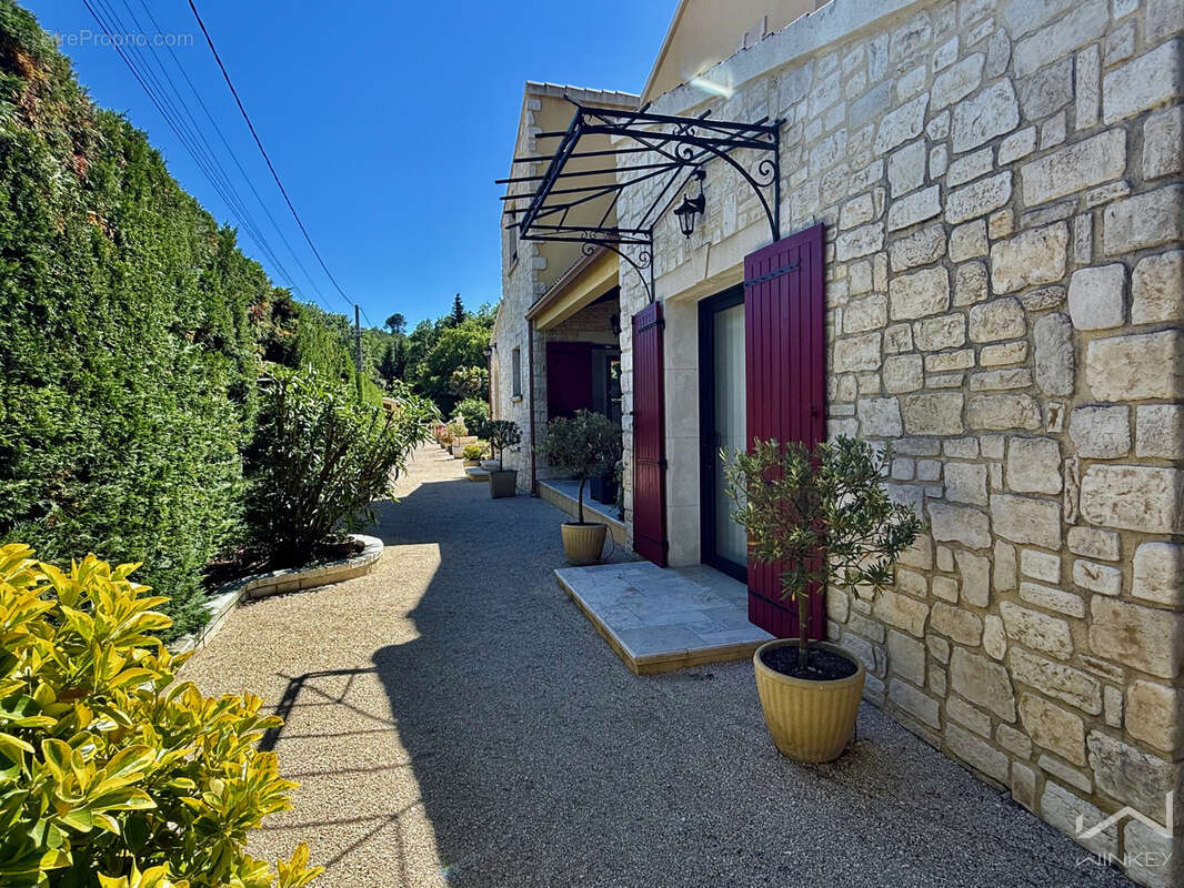 Maison à ROCHEGUDE