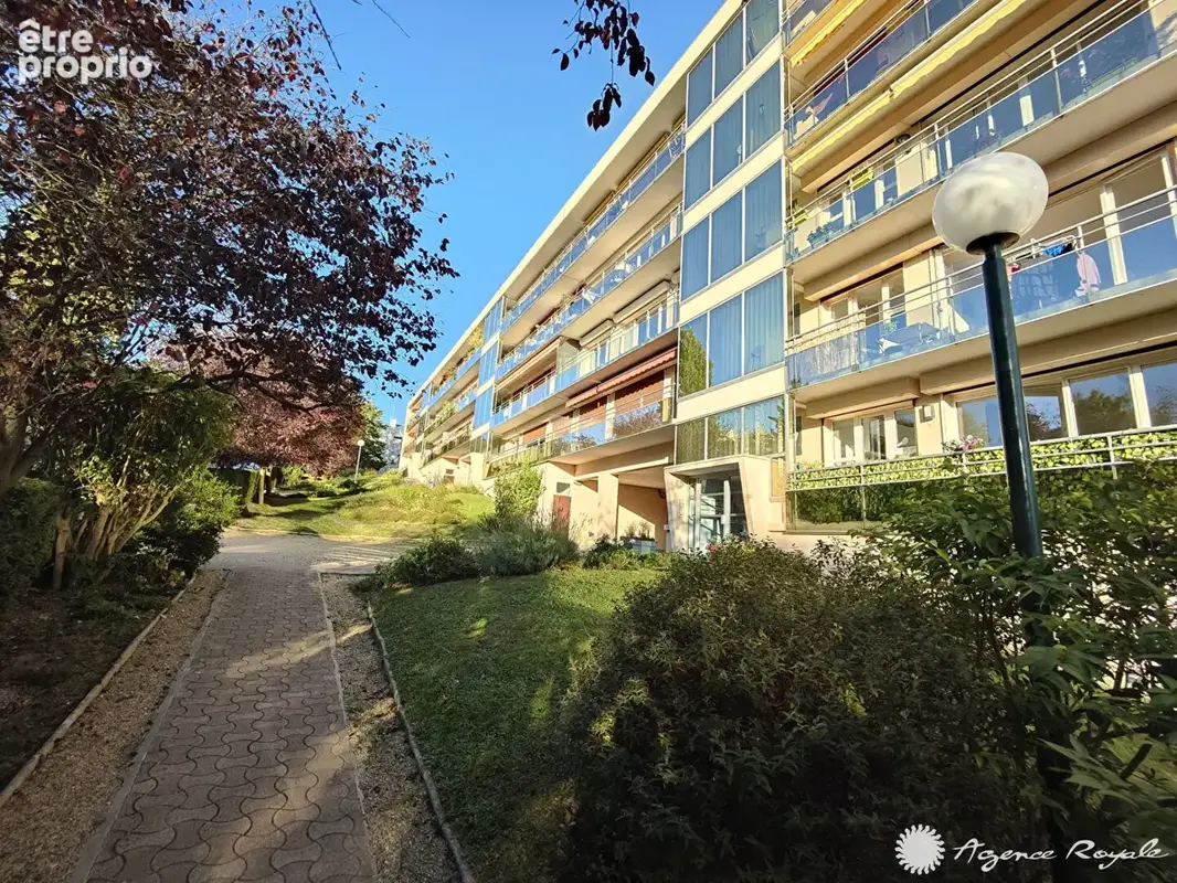 Saint germain en laye - 10' rer - photo 15