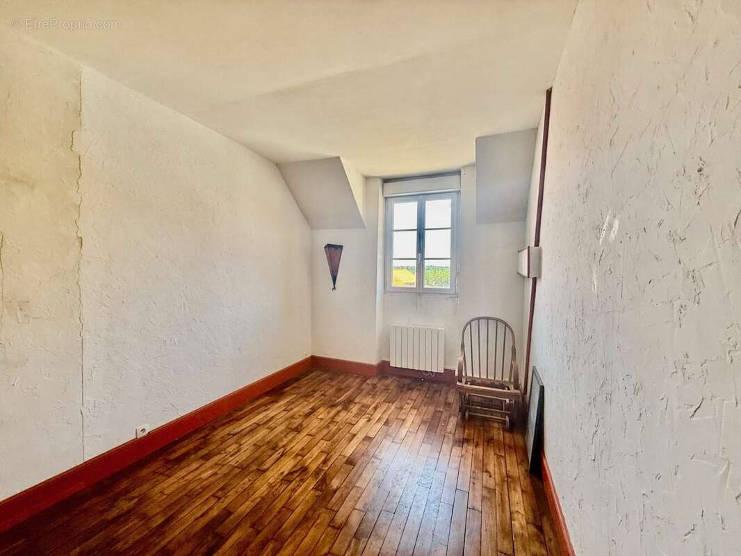 Maison 265 m² à Soissons  - photo 6