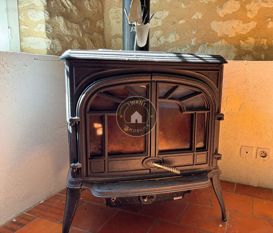 Maison à MOULIHERNE