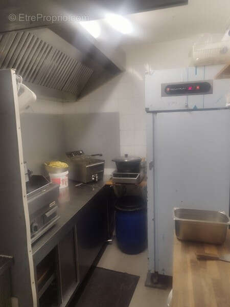 Commerce à PARIS-11E