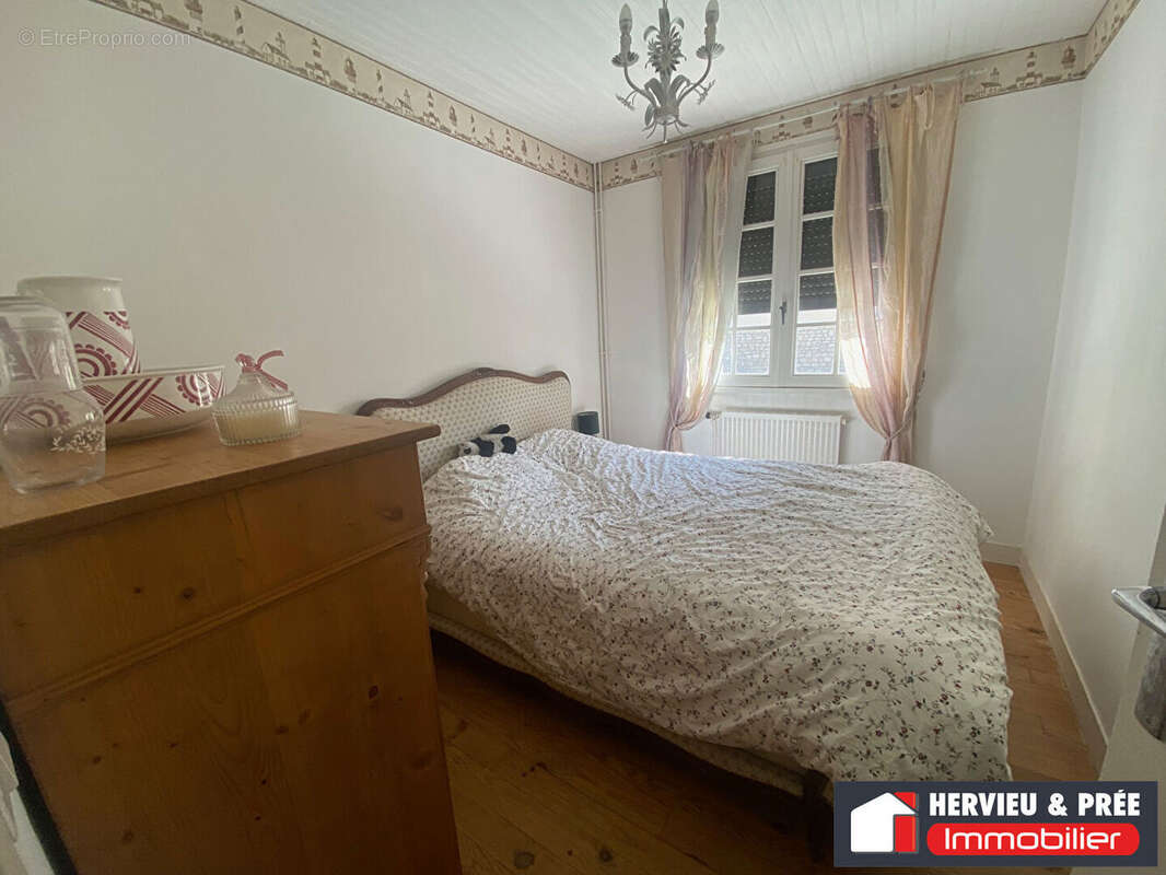 Maison à OUISTREHAM