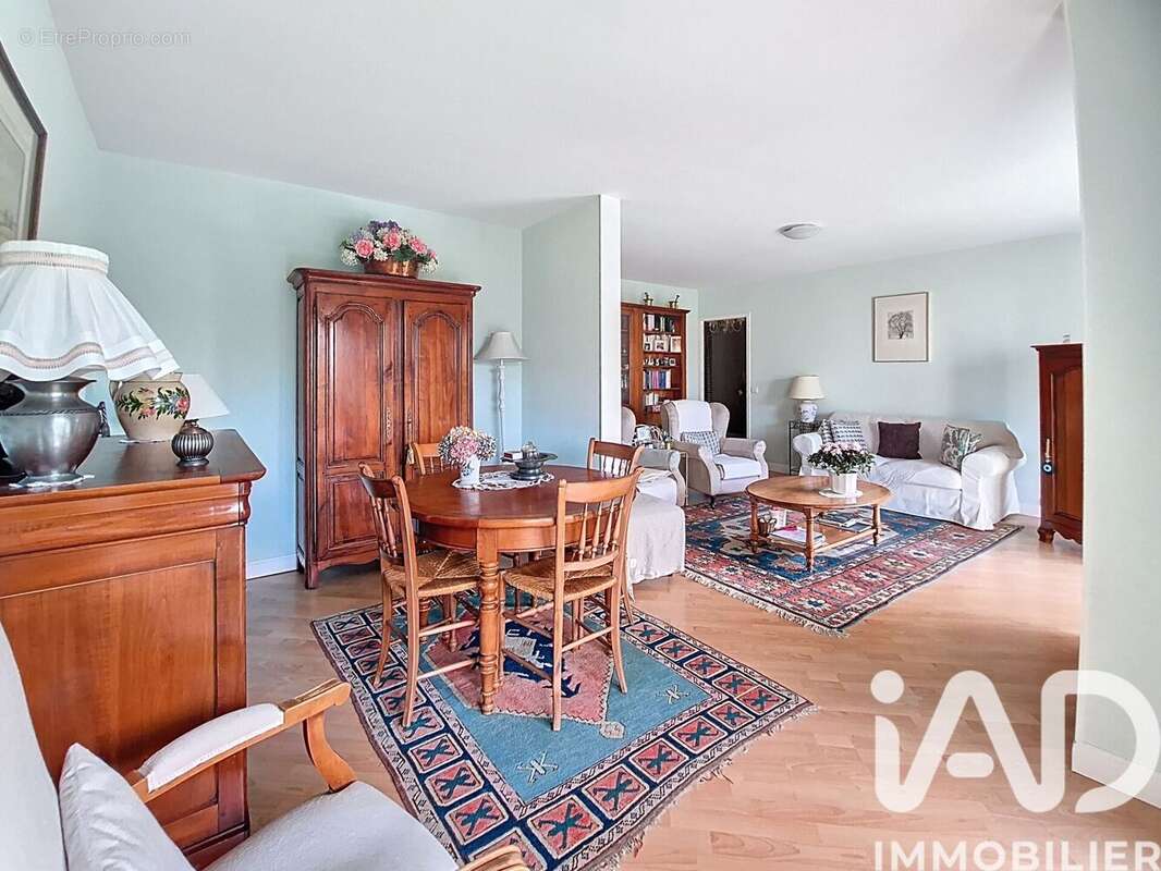 Photo 5 - Appartement à VERNEUIL-SUR-SEINE