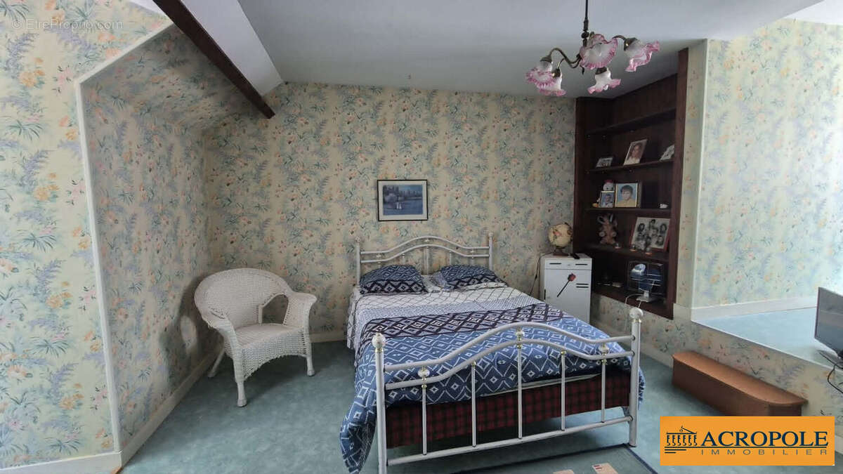 Maison 165 m² à Vierzon  - photo 8