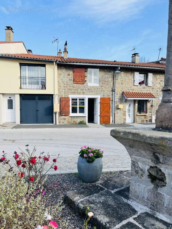 Maison à LA TOURETTE