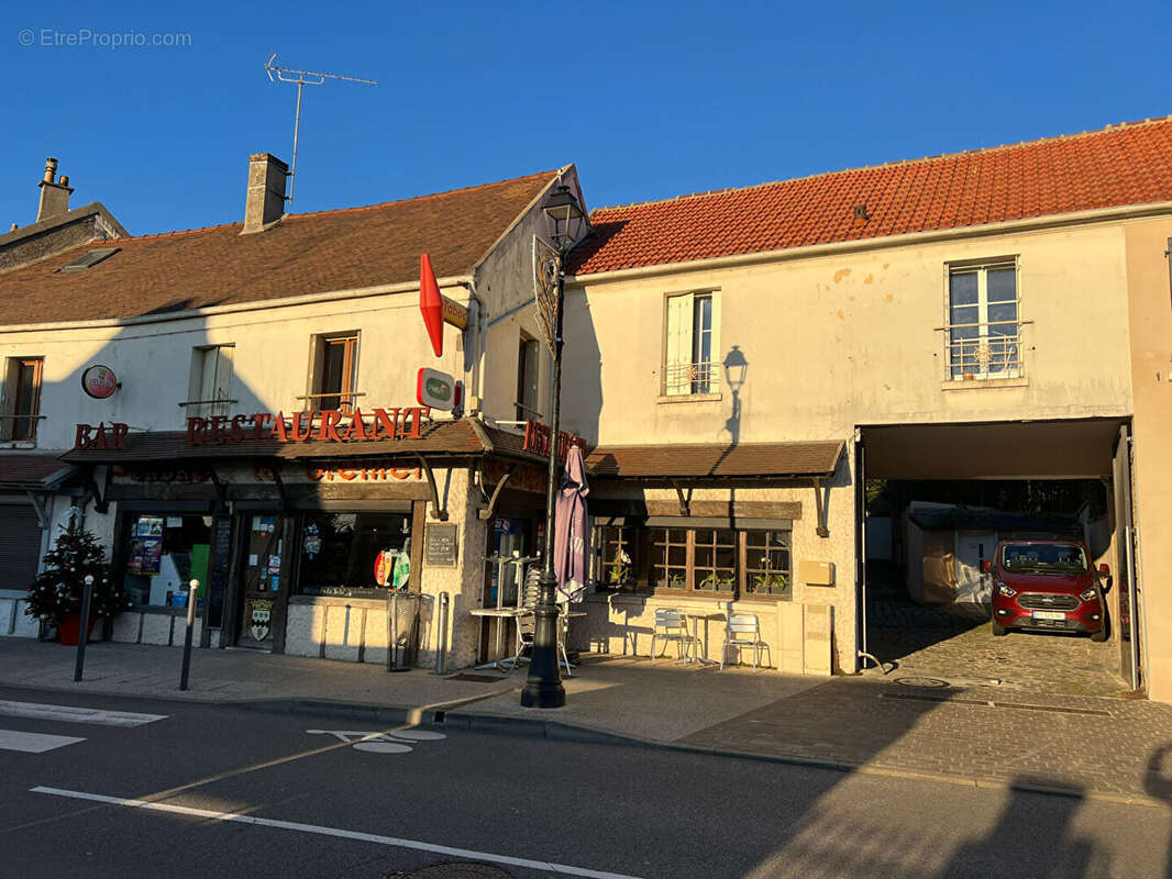 Appartement à SAINT-NOM-LA-BRETECHE