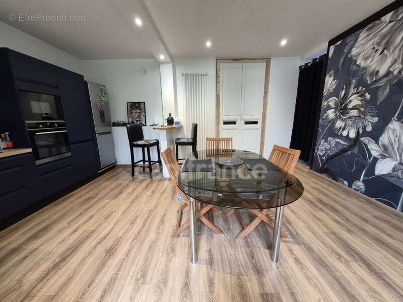 Maison à vendre 8 pièces ROMANS SUR ISERE (26) - photo 2
