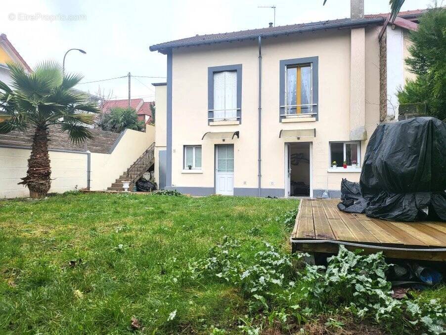 Maison à VITRY-SUR-SEINE