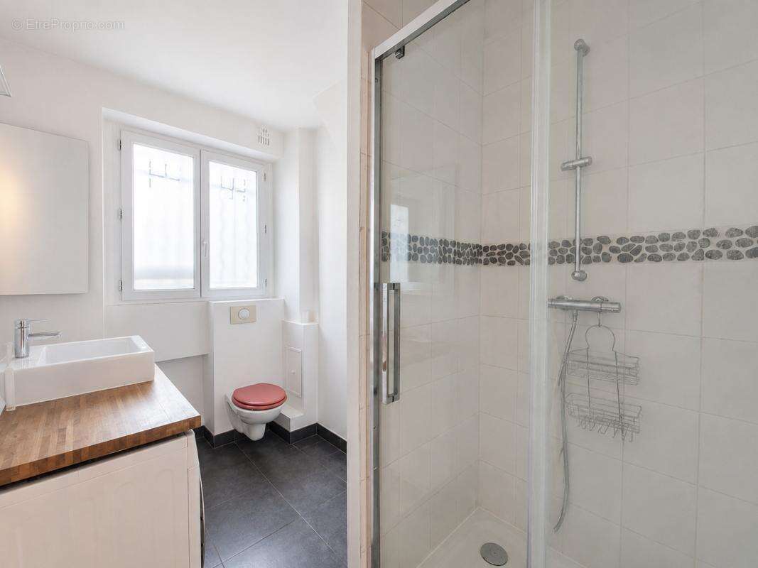 Appartement à PARIS-12E