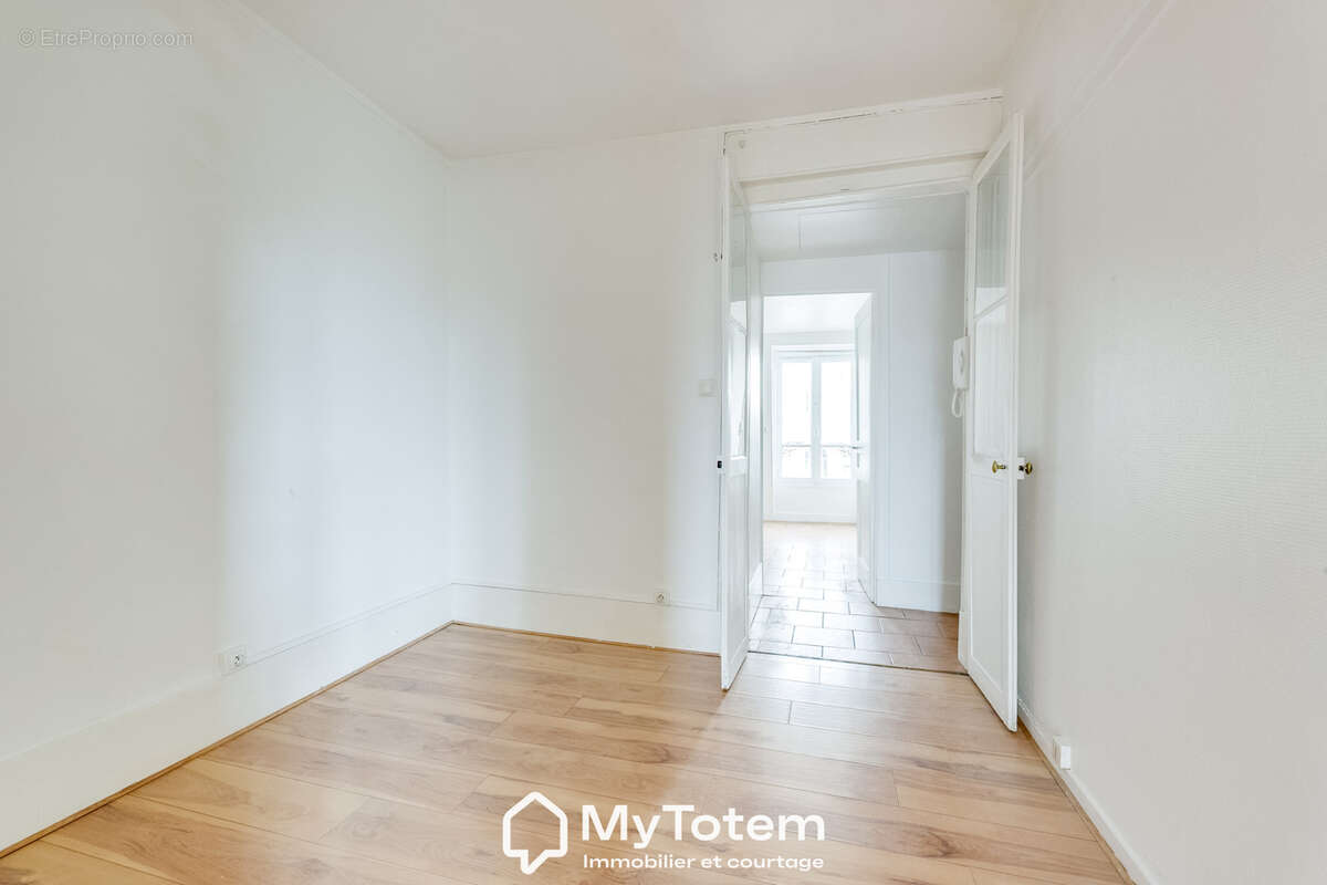 Appartement à VERSAILLES