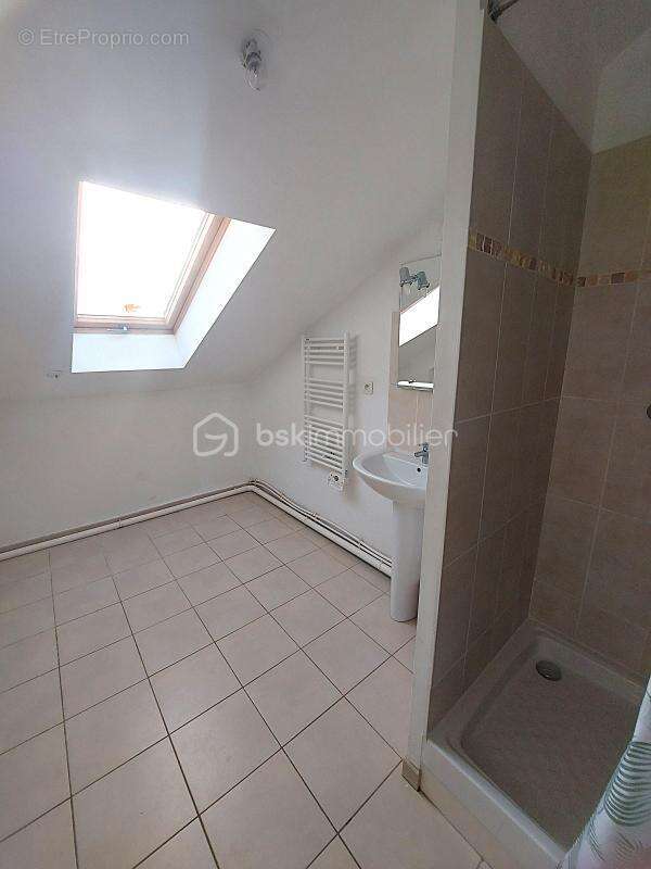 A vendre F2 de 47,4 m² – Dernier étage – Balcon – Parking couvert – Éco-quartier de Ris-Orangis - photo 7