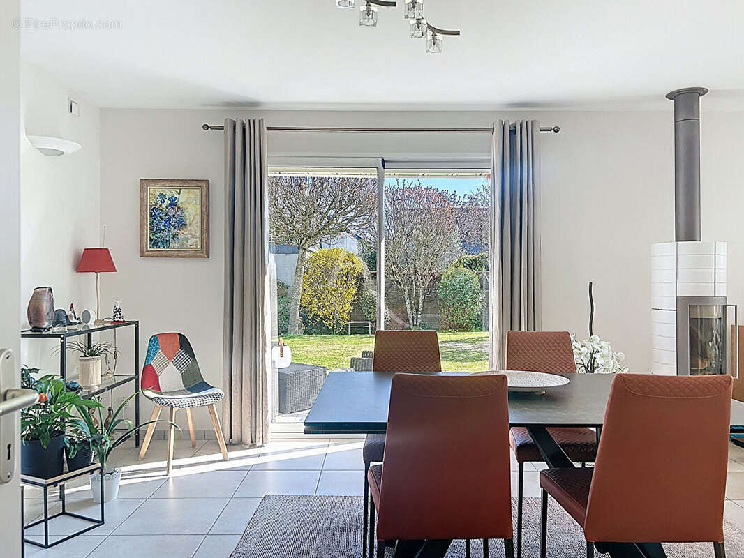 Maison à LES PONTS-DE-CE