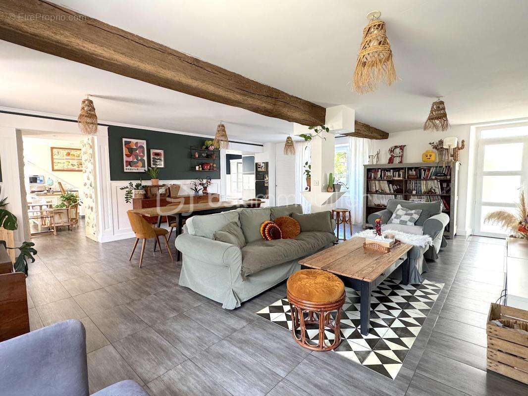 Maison à COULOMMIERS