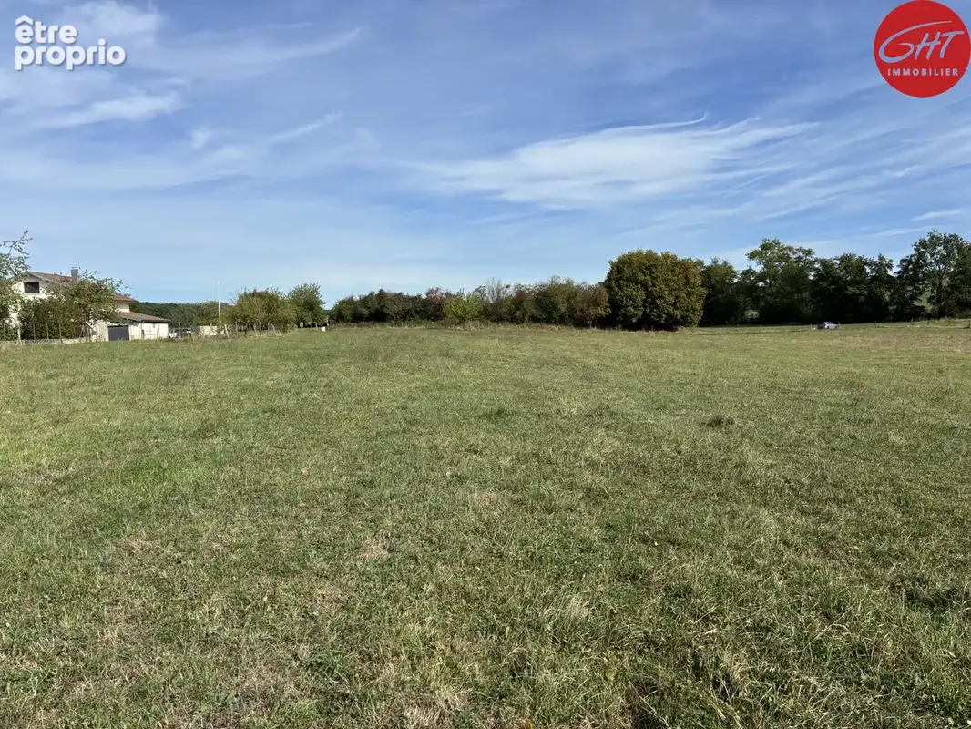 Photo Terrain à La Villeneuve-Bellenoye-Et-La-Maize au prix de 72 000€