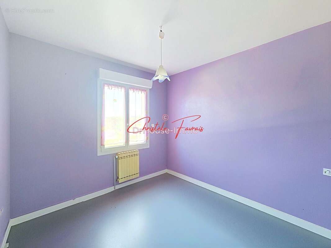 Maison à LOUVIGNE-DU-DESERT