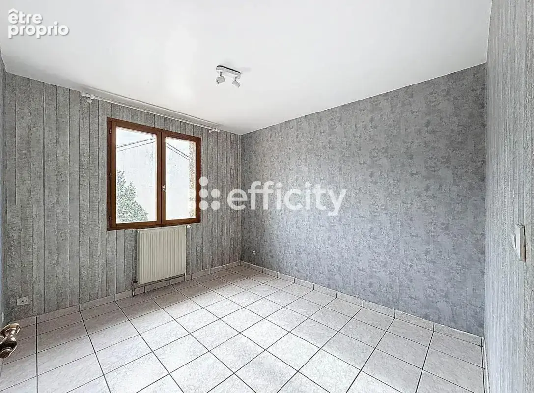 Maison 5 pièces 109 m² à vendre à Saint-Chamond (42400) - photo 5