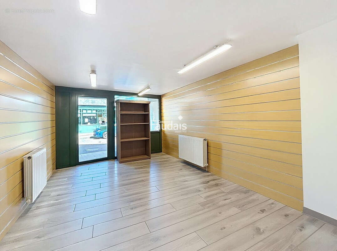 386 m² à Sainte-Mere-Eglise  - photo 5