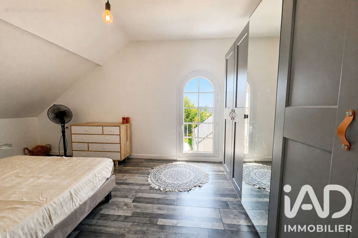 Maison 115 m² à La Ferte-Saint-Aubin  - photo 9