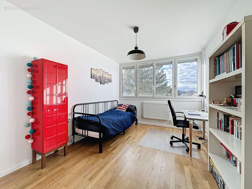 Appartement à TASSIN-LA-DEMI-LUNE