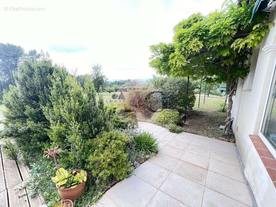 Maison à SAINT-PAUL-EN-FORET