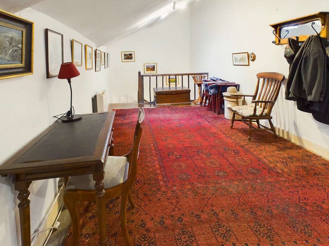 Maison à COMBERANCHE-ET-EPELUCHE