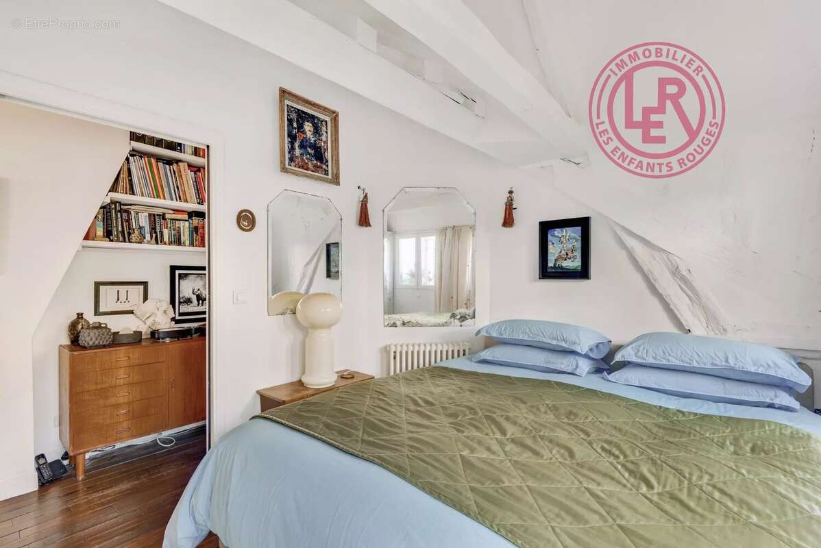 Appartement à PARIS-3E