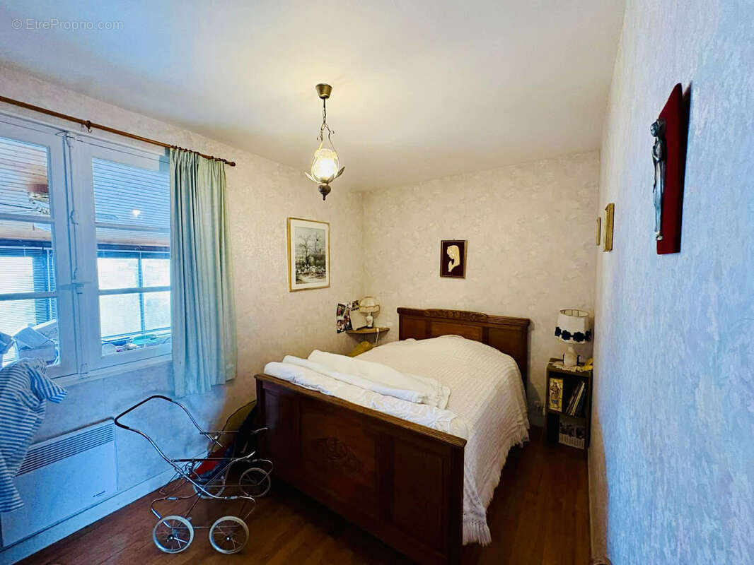RARE sur le secteur ! Plain-pied centre bourg de SAINT HILAIRE DE LOULAY - photo 10