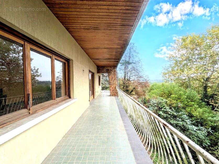 Maison à FRANCHEVILLE