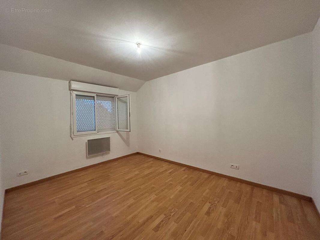 Maison  5 pièce(s) - photo 10