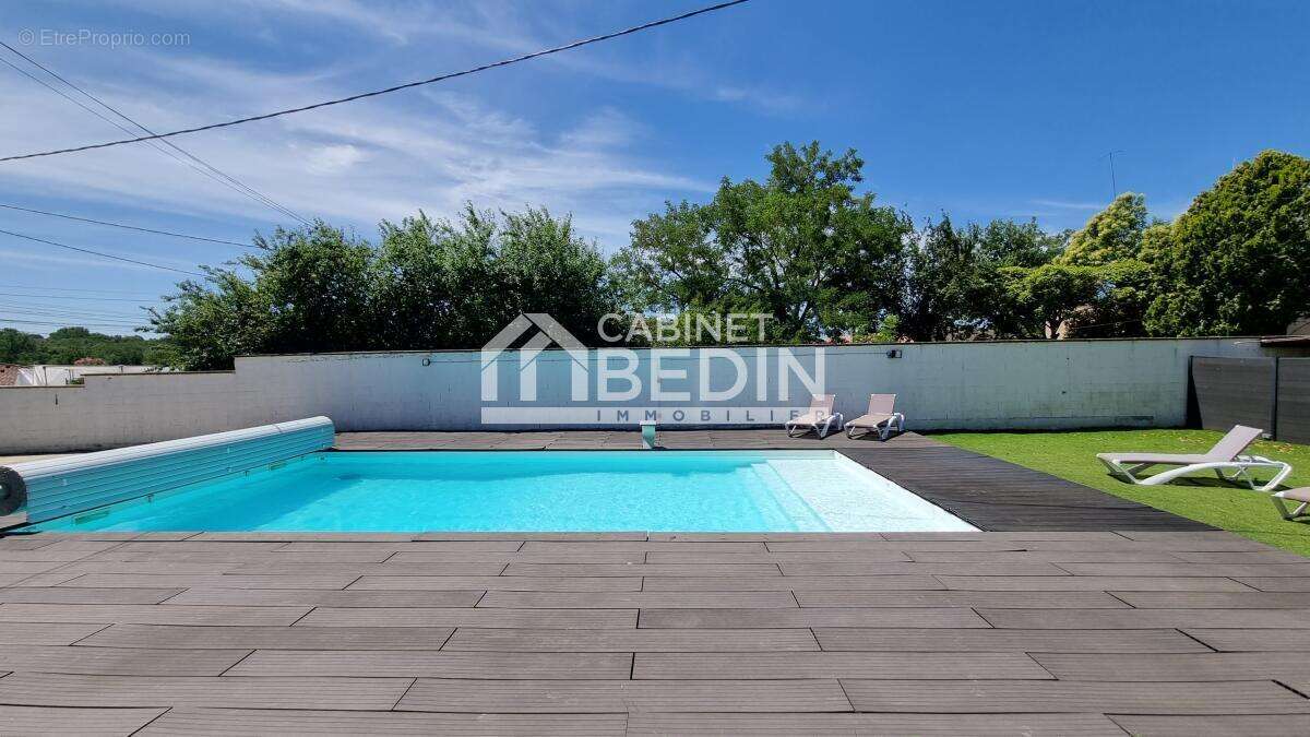 Maison à CORNEBARRIEU