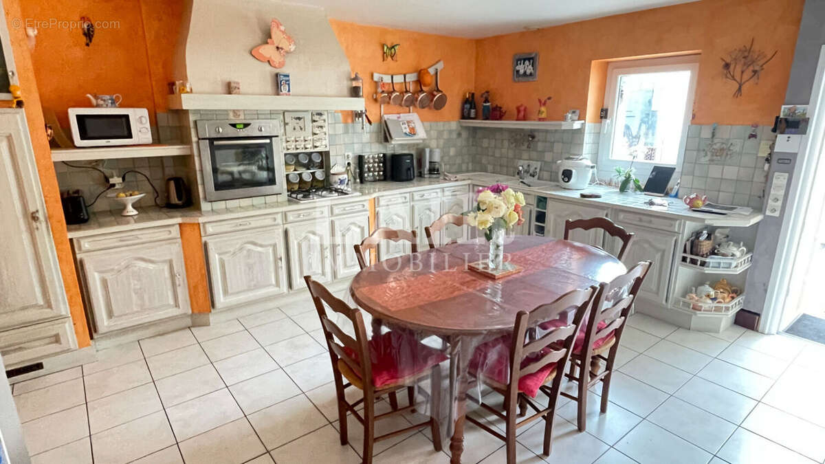 Maison à ASSE-LE-BOISNE