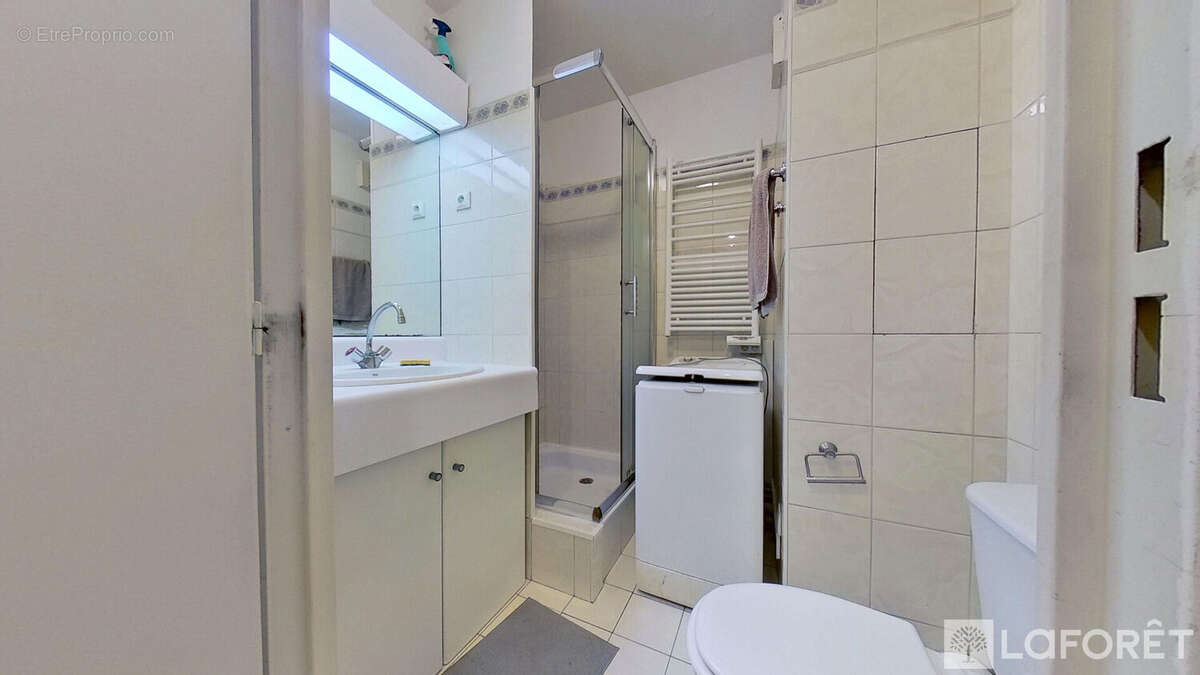 Appartement à PARIS-10E