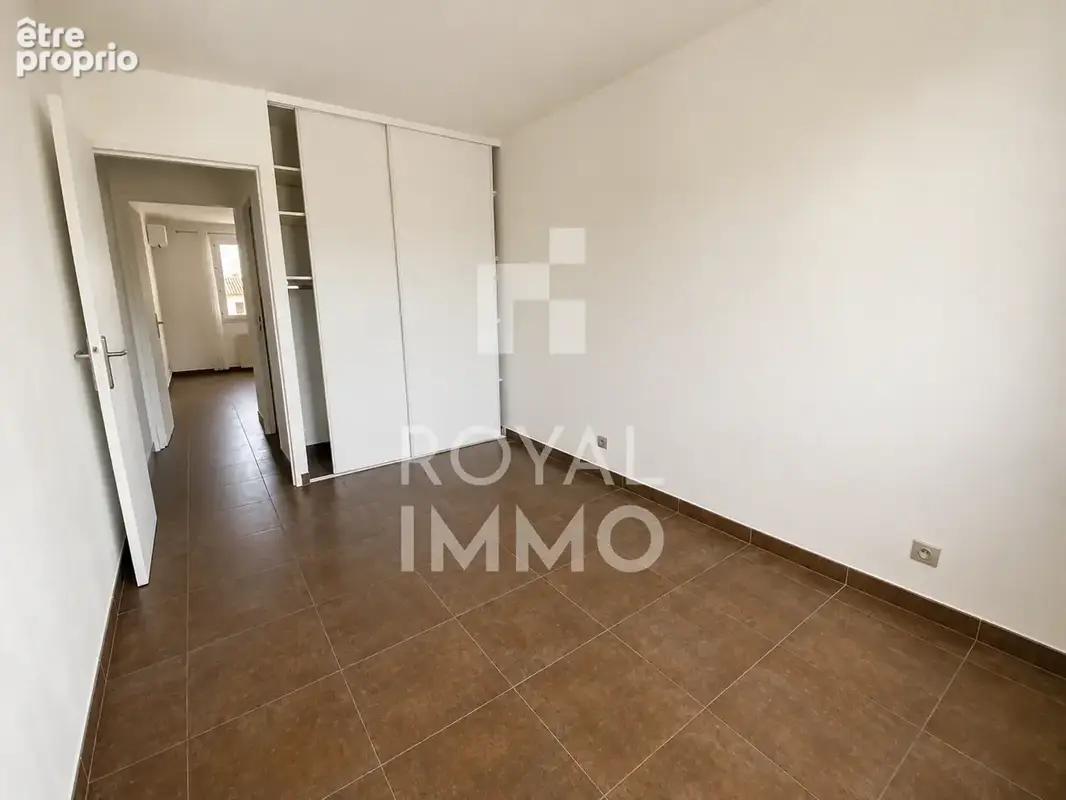 Appartement type 3 avec terrasse - sanary sur mer - photo 6