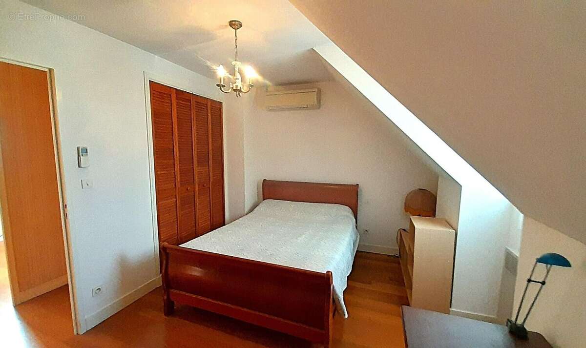 Photo 9 - Maison à SAINT-JEAN-DE-BRAYE