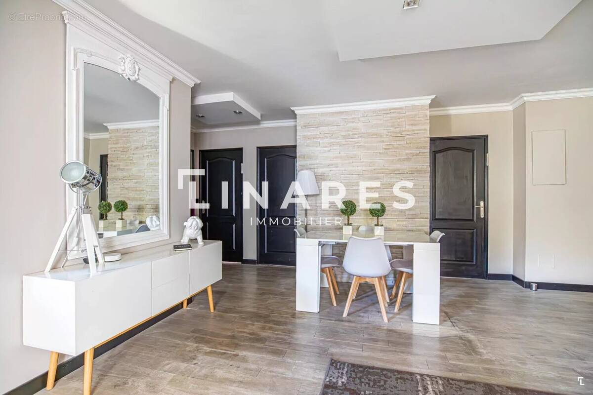 Appartement à MARSEILLE-8E