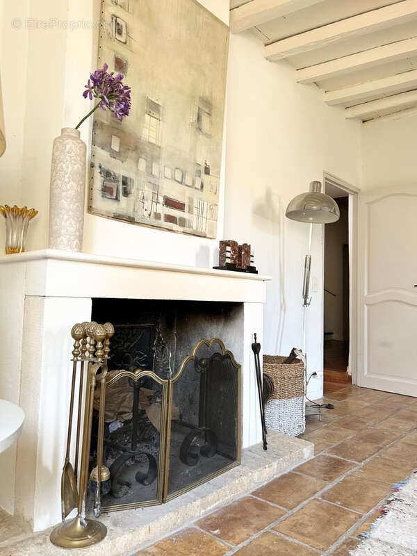 Maison à VALLIGUIERES